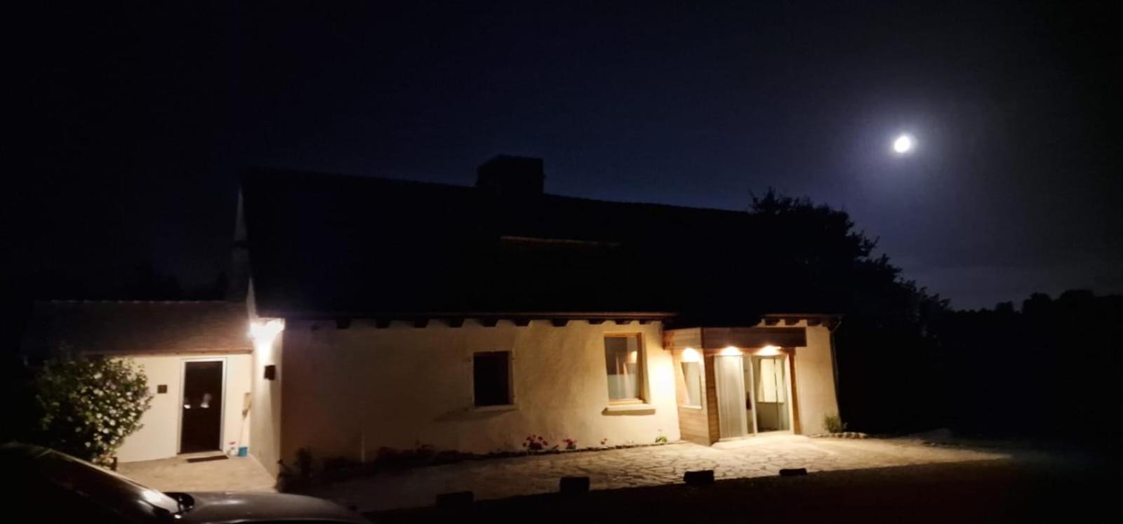 Veyrinas 43 Bed & Breakfast Saint-Yrieix-la-Perche Exterior foto