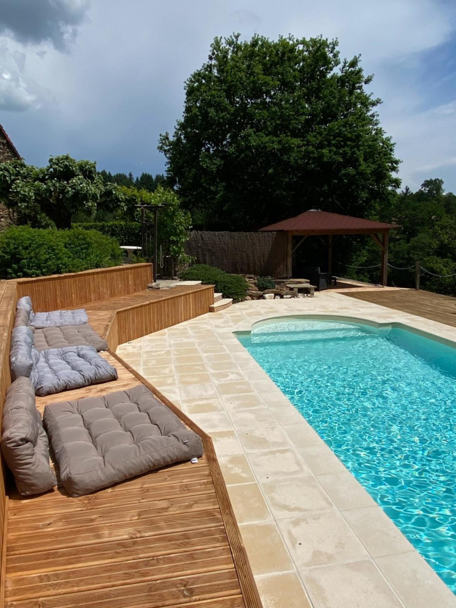 Veyrinas 43 Bed & Breakfast Saint-Yrieix-la-Perche Exterior foto